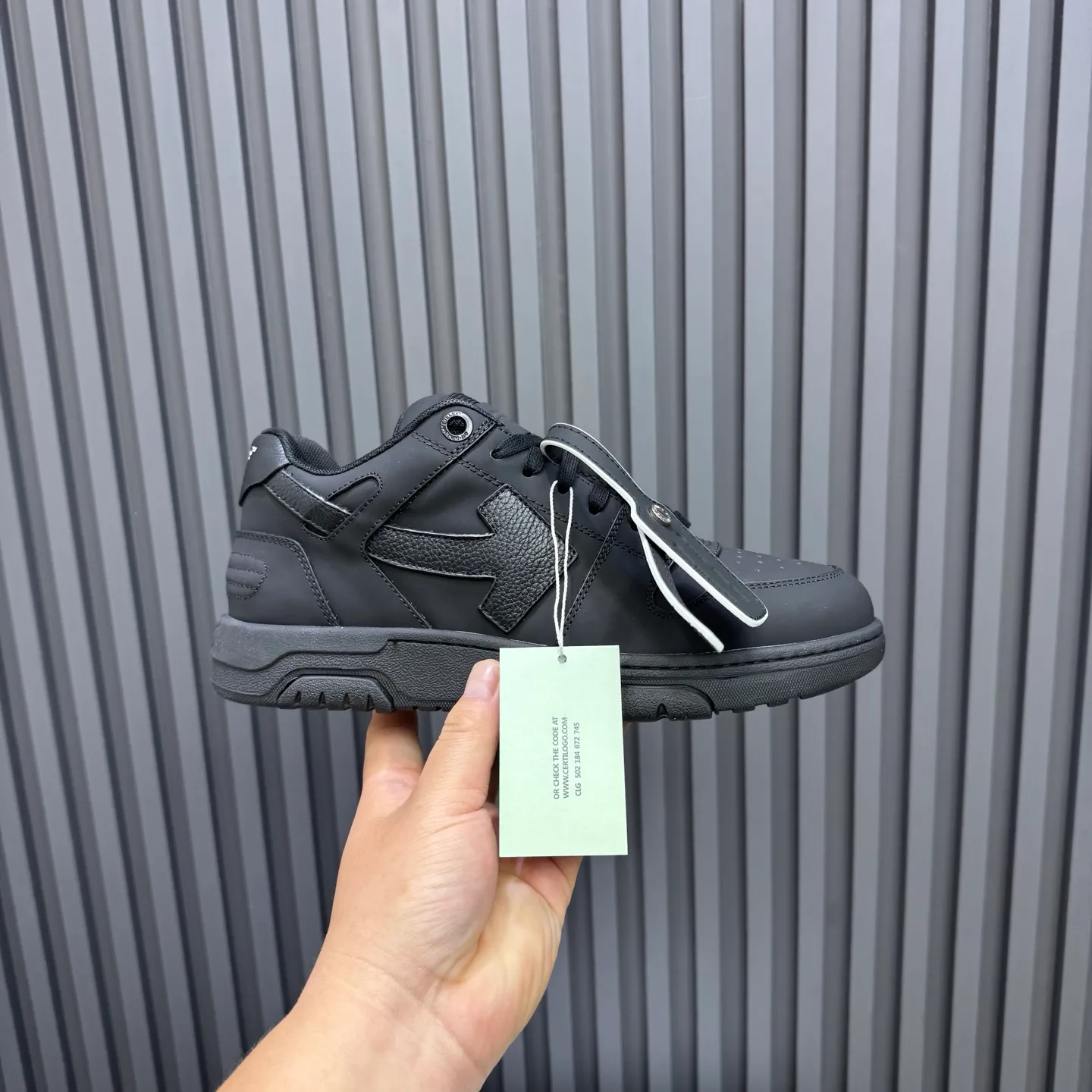 P620 OFF WHITE⚡️Couple model⚡️35-40 women’s model 39-46 men’s model